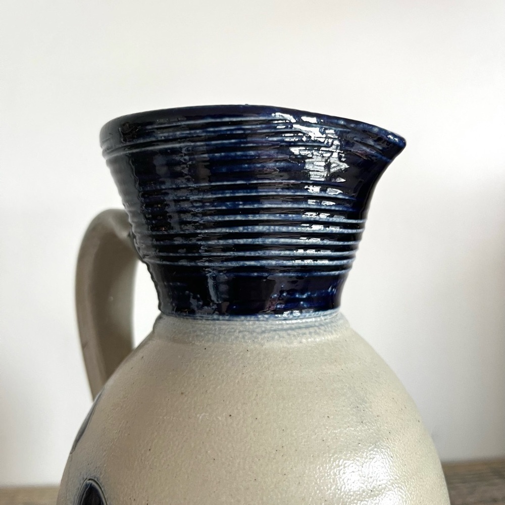 Art Pottery pitcher blue ivory glaze - Picture 4 of 5